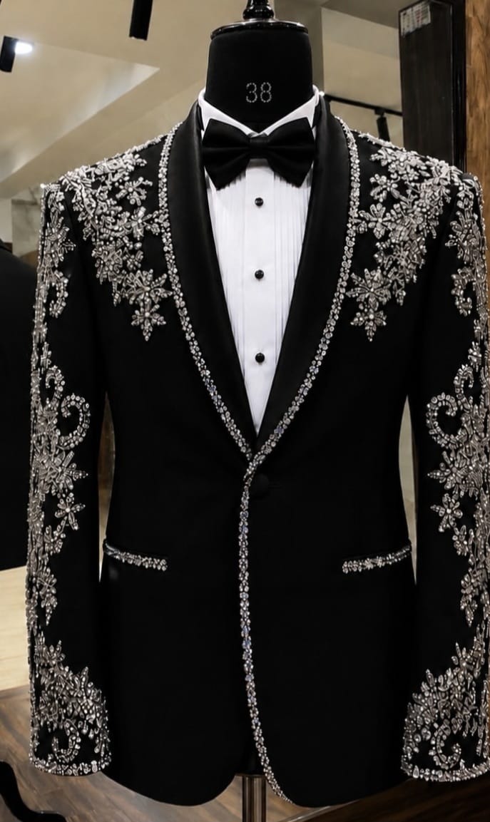 Classic Man 4piece black and gold lace suit 100% cotton fabric